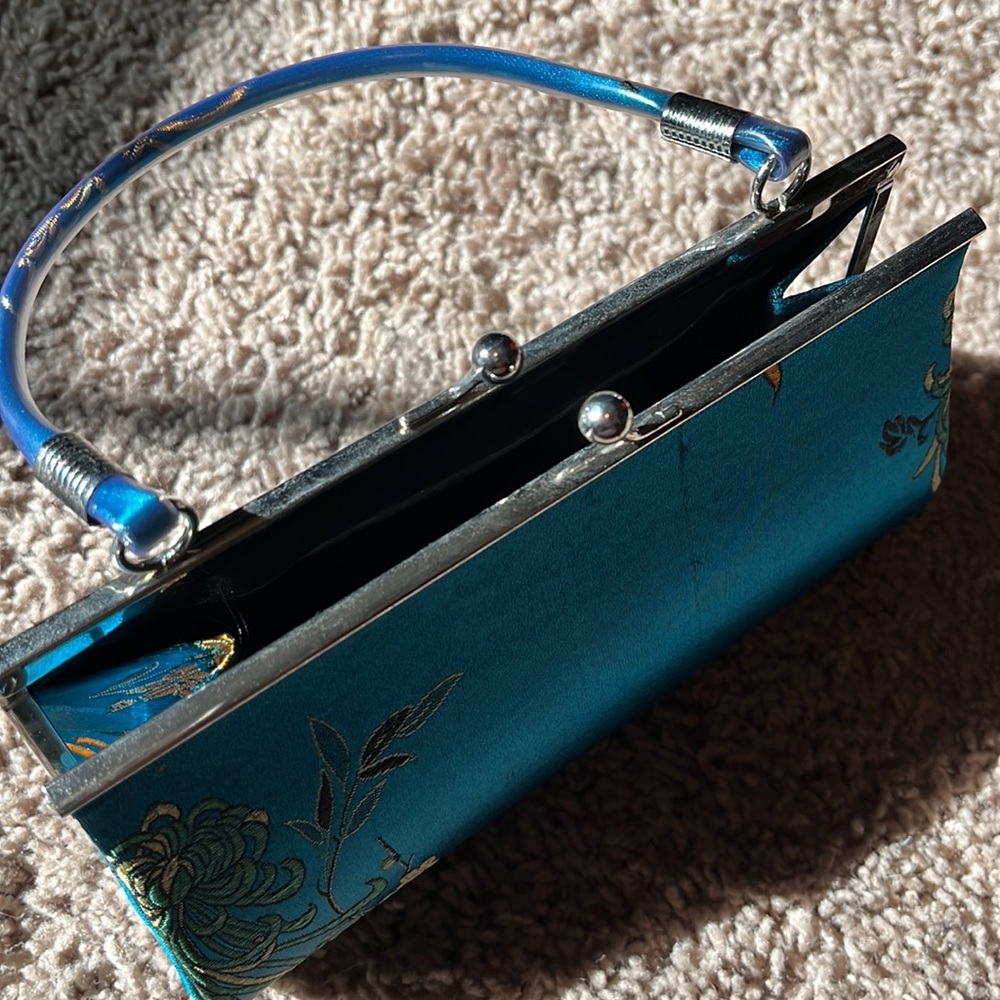 Floral Silk Purse - Picture 3 of 5